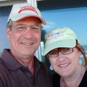 Meet your Posher, Debbie